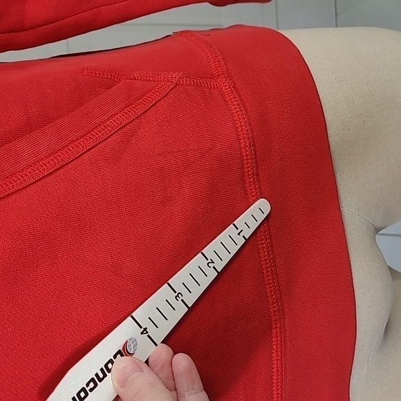 Nike Air Mens Small Hooded Sweatshirt Classic Logo Red Black FLAWED Athletic - Picture 3 of 12